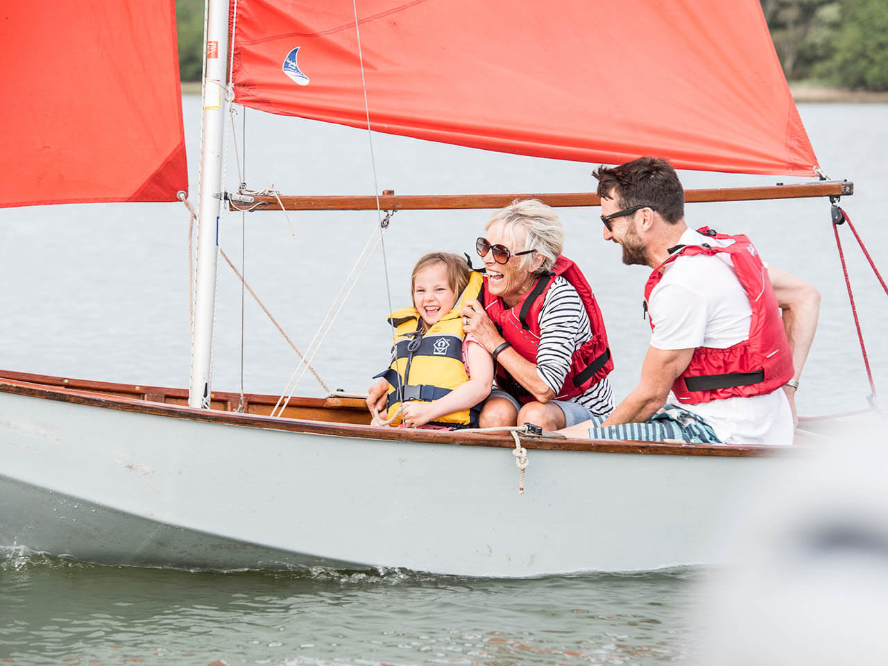 parents-sailing