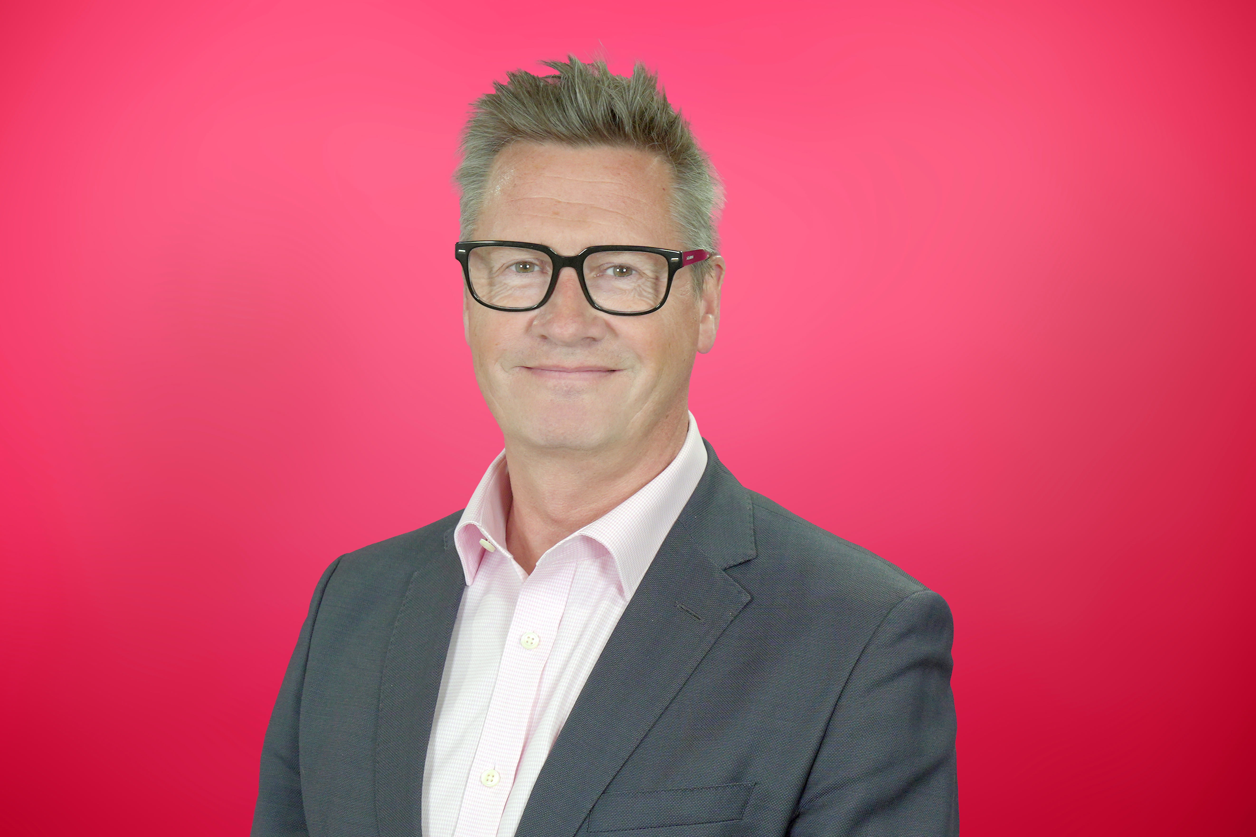 gary-impett-pink-01